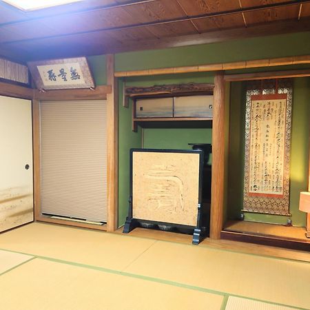 Base Osaka Apartment Exterior photo