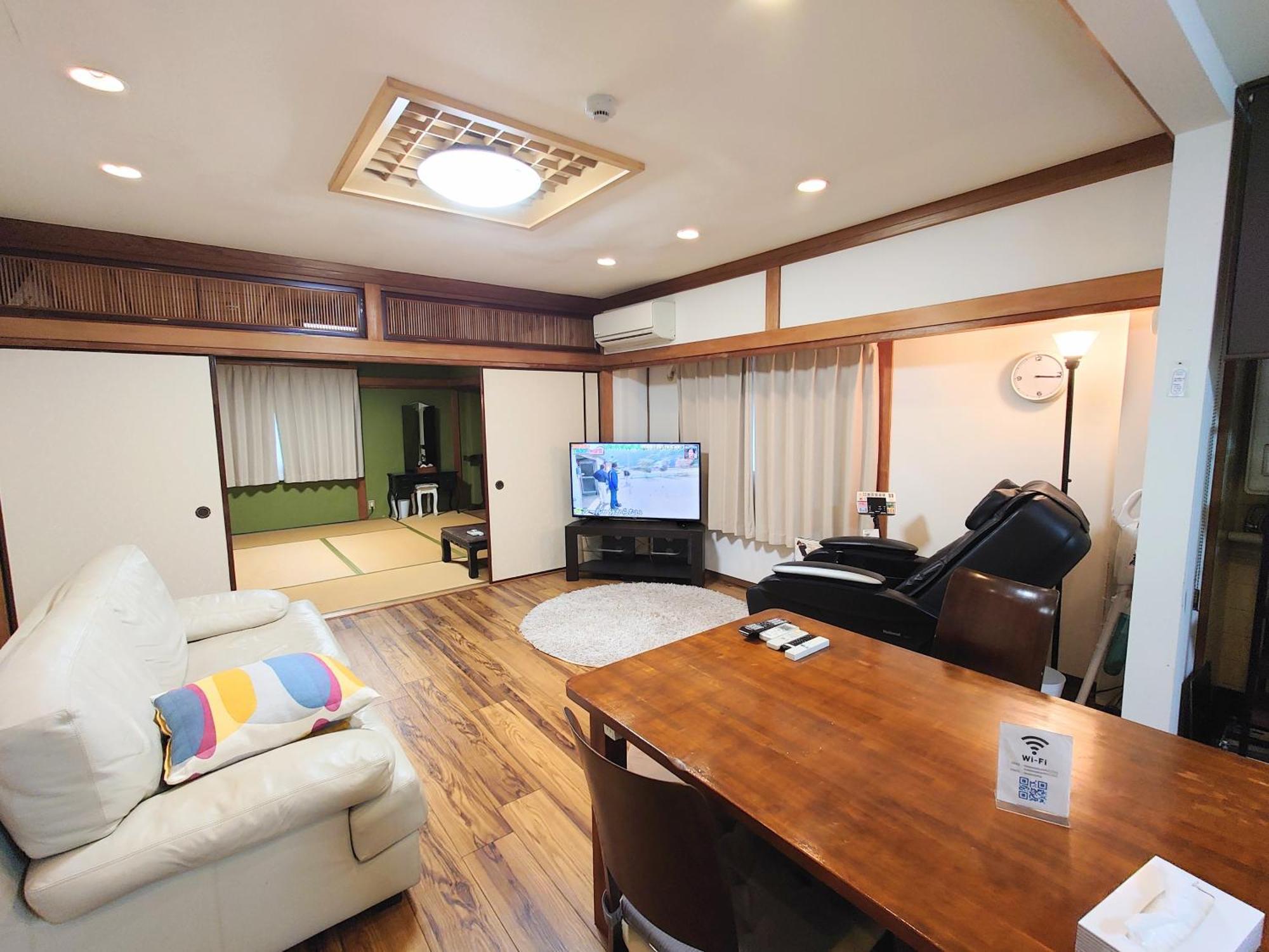 Base Osaka Apartment Exterior photo