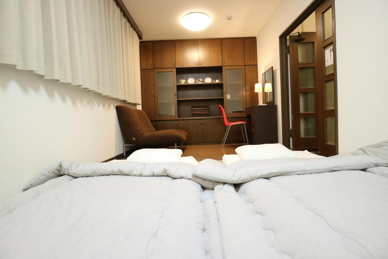 Base Osaka Apartment Exterior photo
